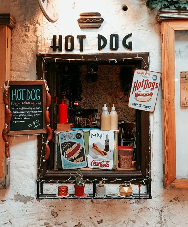 Hot dog shop
