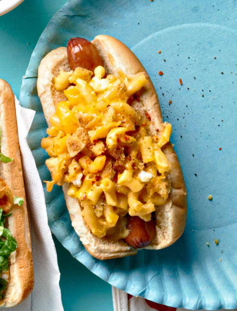 https://www.thehotdog.org/wp-content/uploads/2022/03/mac-cheese-bacon-hot-dog.jpeg